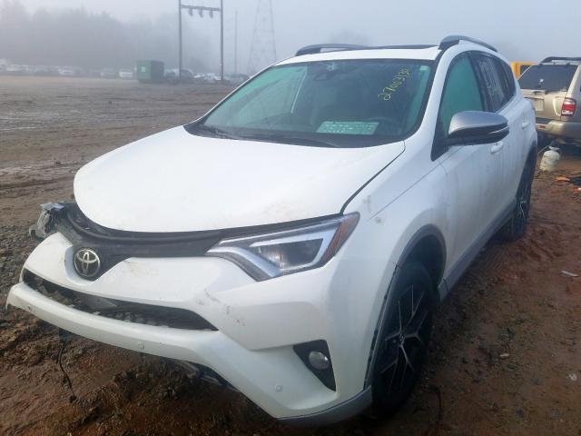 Photo 1 VIN: 2T3NFREV6HW365366 - TOYOTA RAV4 SE 