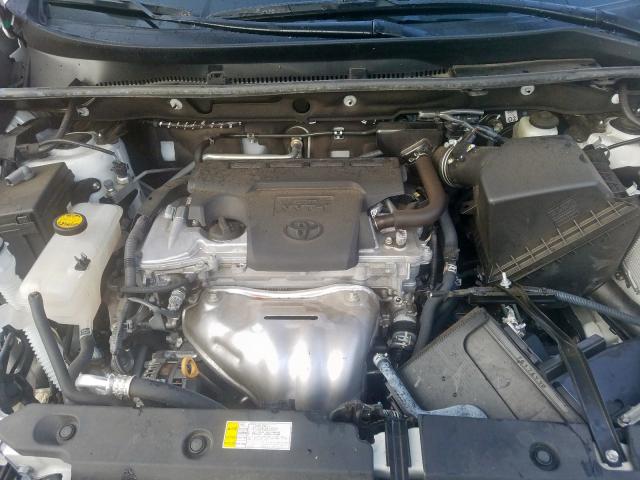 Photo 6 VIN: 2T3NFREV6HW365366 - TOYOTA RAV4 SE 