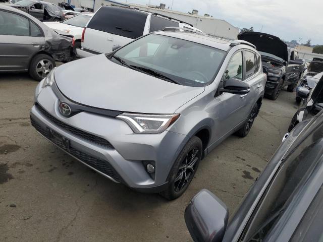 Photo 0 VIN: 2T3NFREV9JW417501 - TOYOTA RAV4 