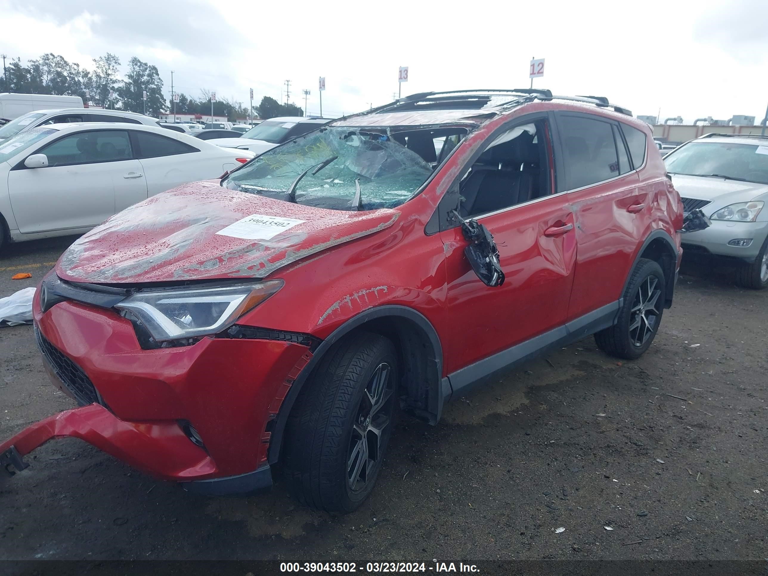 Photo 1 VIN: 2T3NFREVXHW391338 - TOYOTA RAV 4 