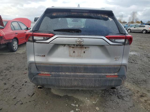 Photo 5 VIN: 2T3P1RFV0MC255818 - TOYOTA RAV4 XLE 