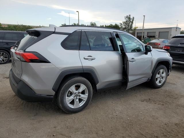 Photo 2 VIN: 2T3P1RFV2MC242214 - TOYOTA RAV4 XLE 