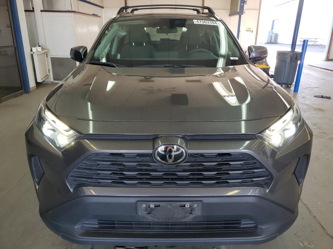 Photo 4 VIN: 2T3P1RFV2NC285906 - TOYOTA RAV 4 