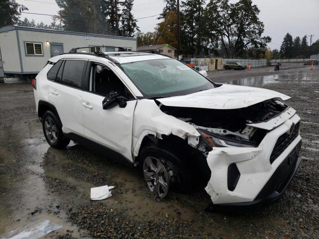 Photo 3 VIN: 2T3P1RFV2RC402468 - TOYOTA RAV4 XLE 