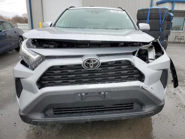 Photo 4 VIN: 2T3P1RFV2RW439437 - TOYOTA RAV4 XLE 