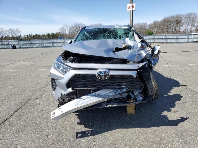 Photo 4 VIN: 2T3P1RFV3MC227401 - TOYOTA RAV4 XLE 