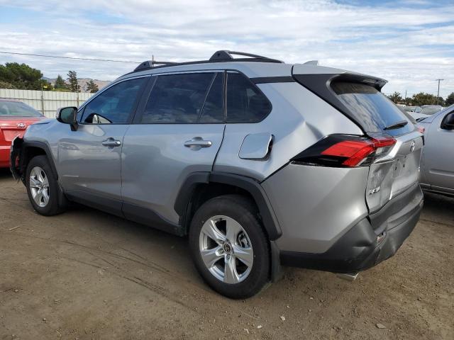 Photo 1 VIN: 2T3P1RFV4MC173932 - TOYOTA RAV4 XLE 