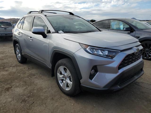 Photo 3 VIN: 2T3P1RFV4MC173932 - TOYOTA RAV4 XLE 