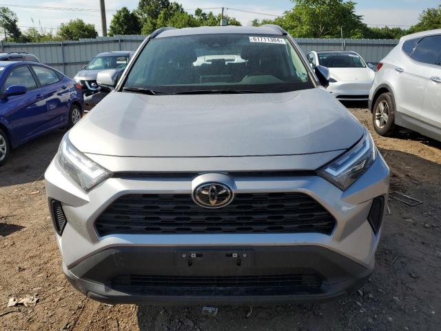 Photo 4 VIN: 2T3P1RFV4PC328824 - TOYOTA RAV4 XLE 