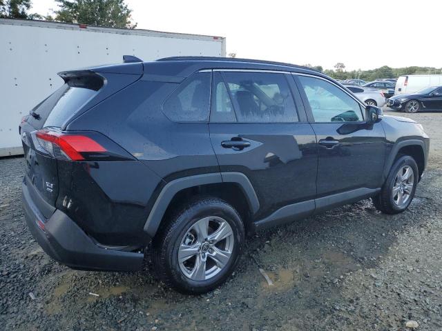 Photo 2 VIN: 2T3P1RFV4PW367668 - TOYOTA RAV4 XLE 