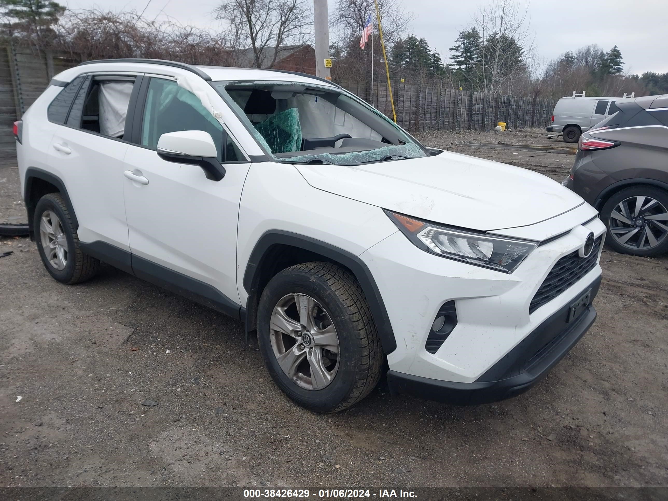 Photo 0 VIN: 2T3P1RFV5KC005746 - TOYOTA RAV 4 