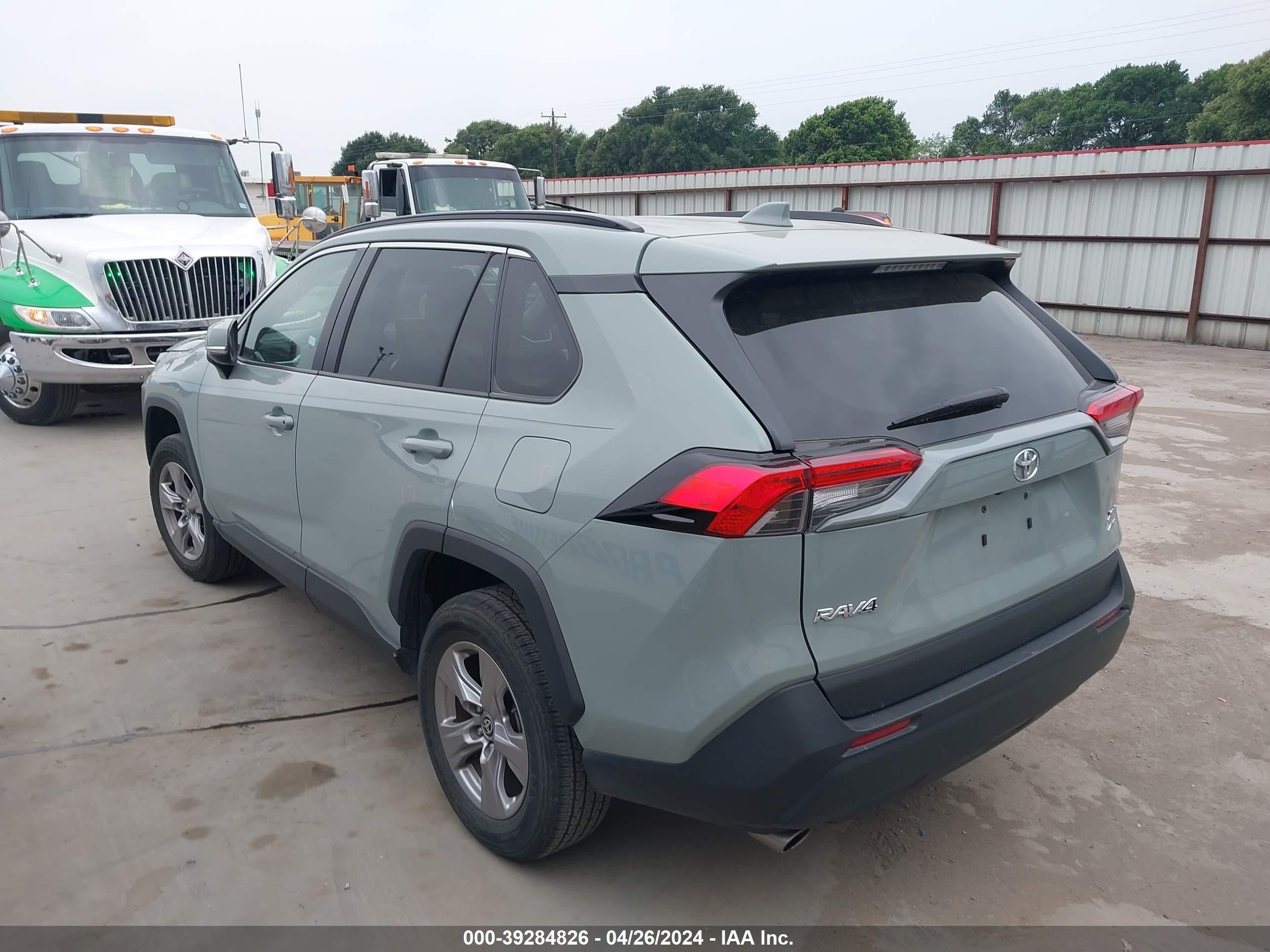 Photo 2 VIN: 2T3P1RFV5NW303460 - TOYOTA RAV 4 