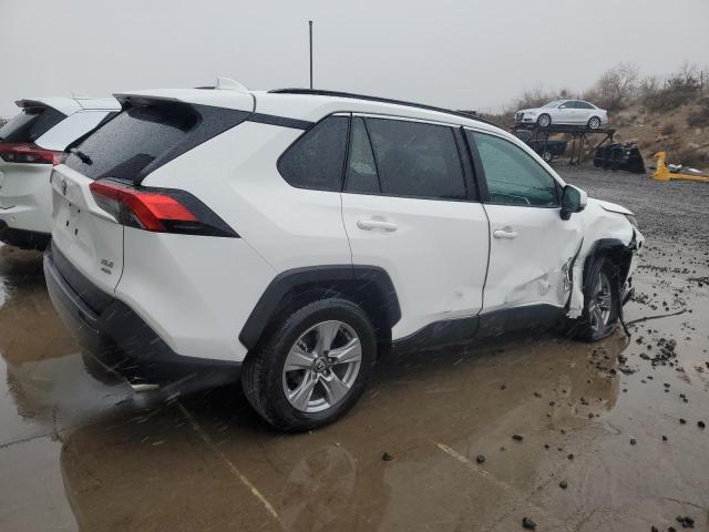 Photo 2 VIN: 2T3P1RFV5RC461725 - TOYOTA RAV4 XLE 