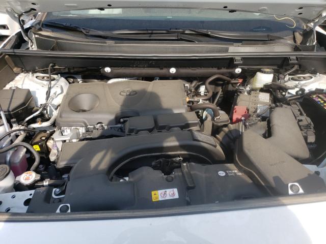 Photo 6 VIN: 2T3P1RFV6MC143380 - TOYOTA RAV4 XLE 