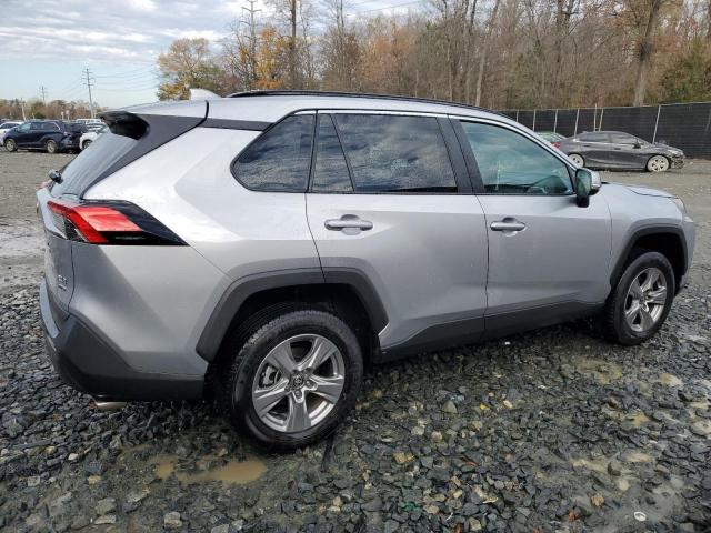 Photo 2 VIN: 2T3P1RFV7RC439581 - TOYOTA RAV4 XLE 