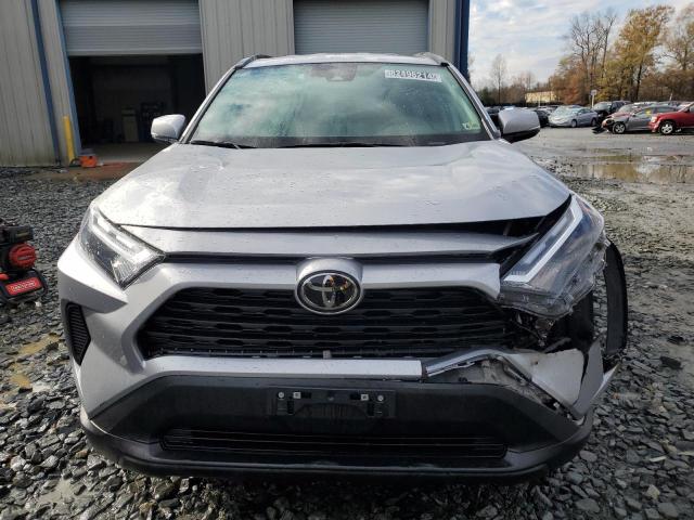 Photo 4 VIN: 2T3P1RFV7RC439581 - TOYOTA RAV4 XLE 