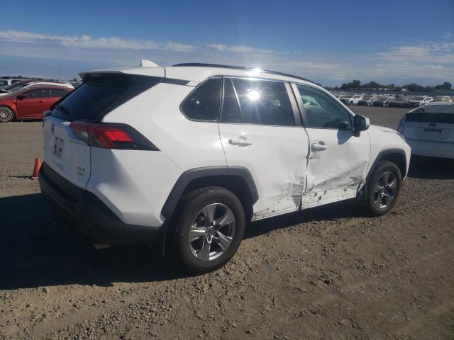 Photo 2 VIN: 2T3P1RFV8NC268074 - TOYOTA RAV4 XLE 