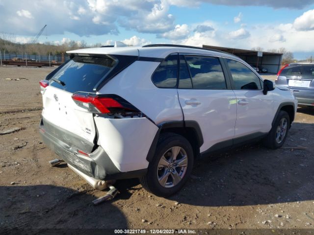 Photo 3 VIN: 2T3P1RFV8PW398597 - TOYOTA RAV4 