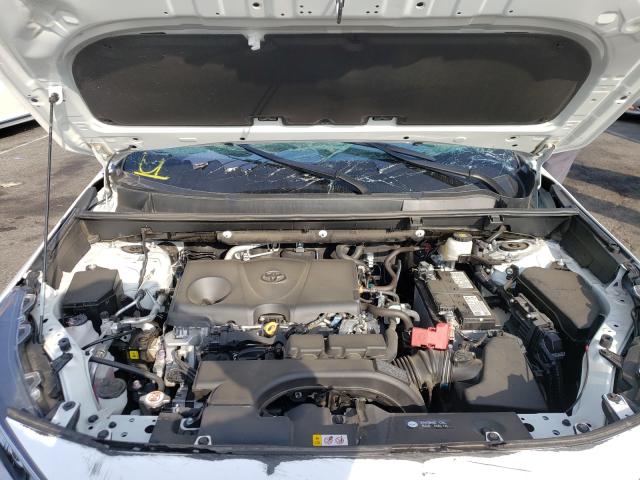 Photo 6 VIN: 2T3P1RFV9MC210733 - TOYOTA RAV4 XLE 