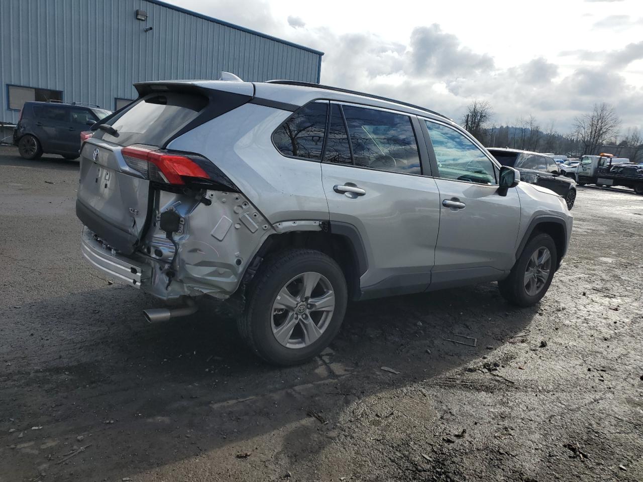 Photo 2 VIN: 2T3P1RFV9PW374633 - TOYOTA RAV 4 