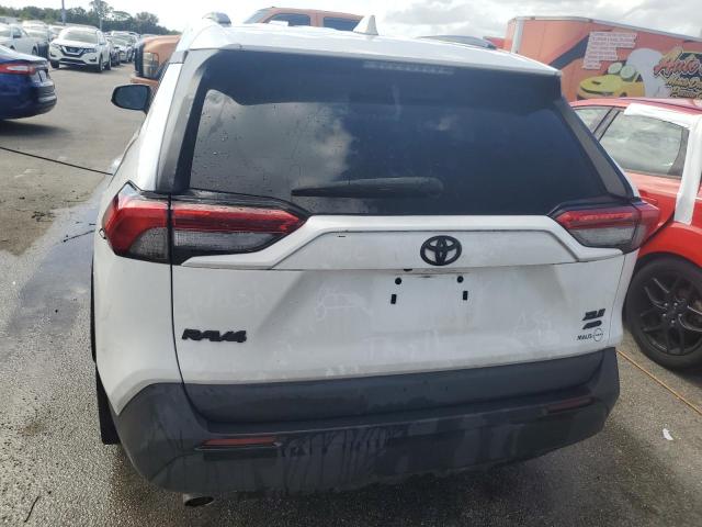 Photo 5 VIN: 2T3P1RFVXLC107612 - TOYOTA RAV4 XLE 