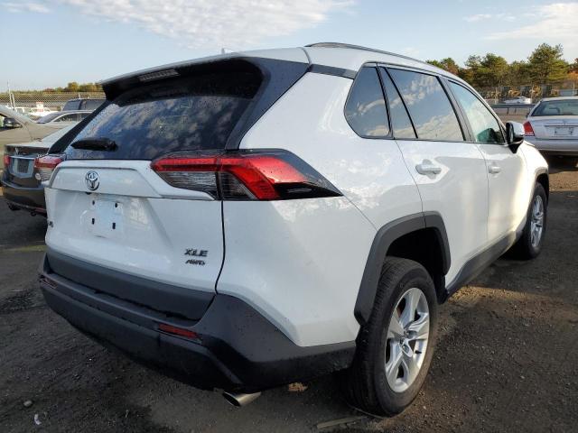 Photo 3 VIN: 2T3P1RFVXLW135747 - TOYOTA RAV4 XLE 