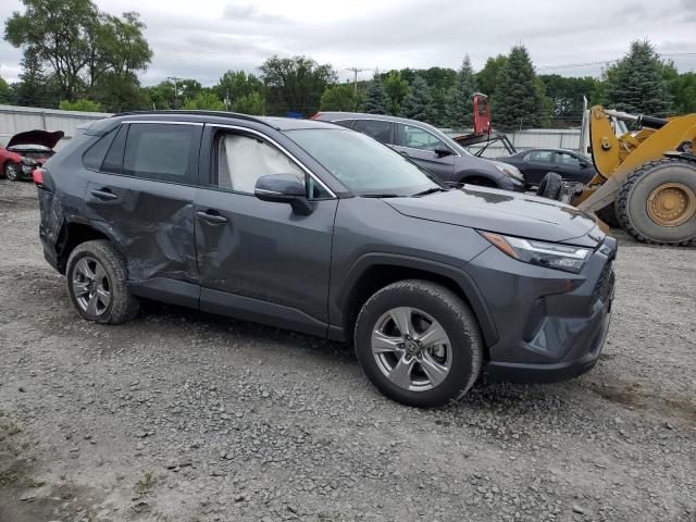 Photo 3 VIN: 2T3P1RFVXPC338855 - TOYOTA RAV4 XLE 