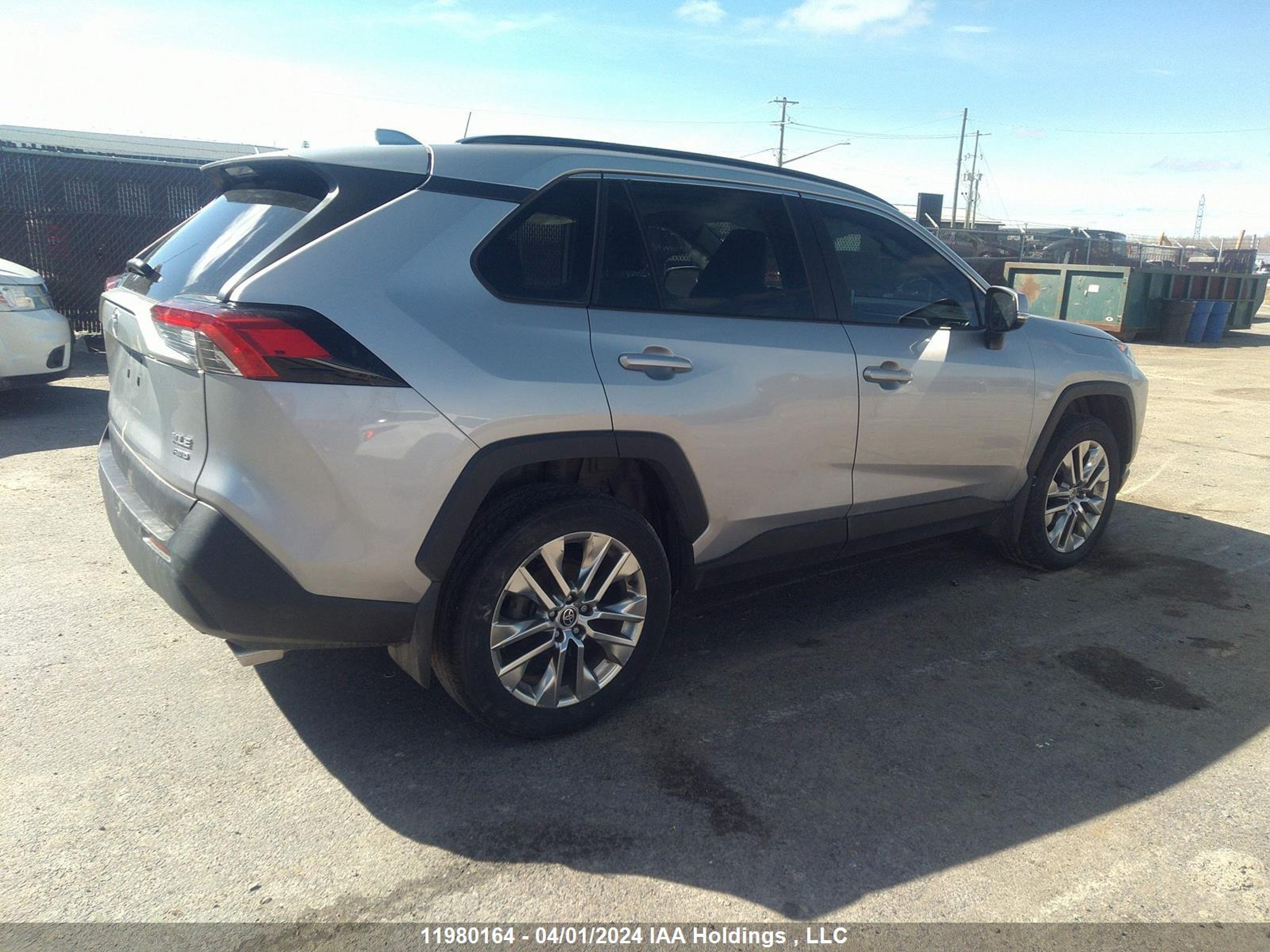 Photo 3 VIN: 2T3R1RFV0MC245749 - TOYOTA RAV 4 