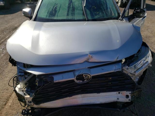 Photo 11 VIN: 2T3R1RFV3KW025985 - TOYOTA RAV4 XLE 