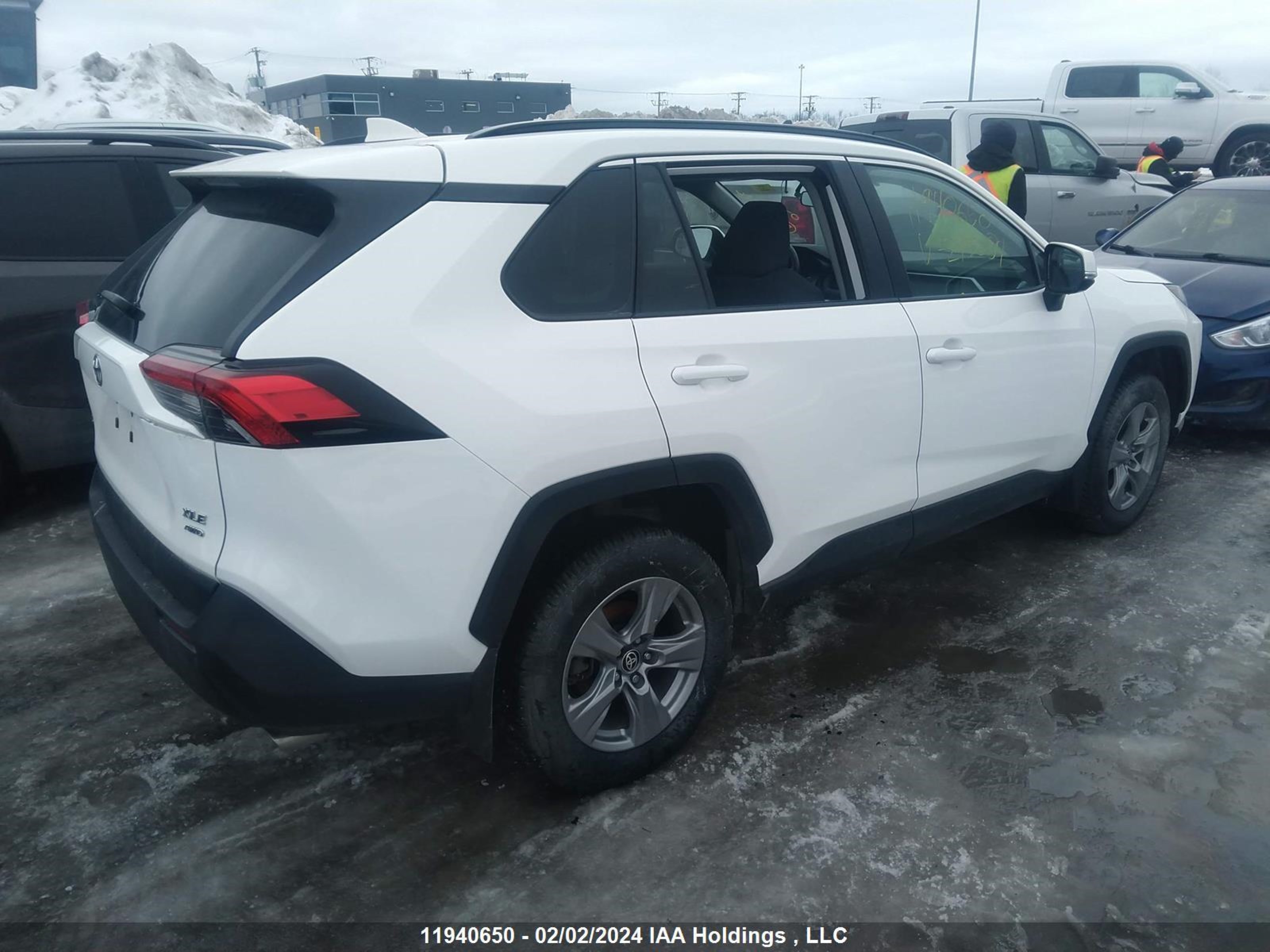 Photo 3 VIN: 2T3R1RFV3NC293084 - TOYOTA RAV 4 