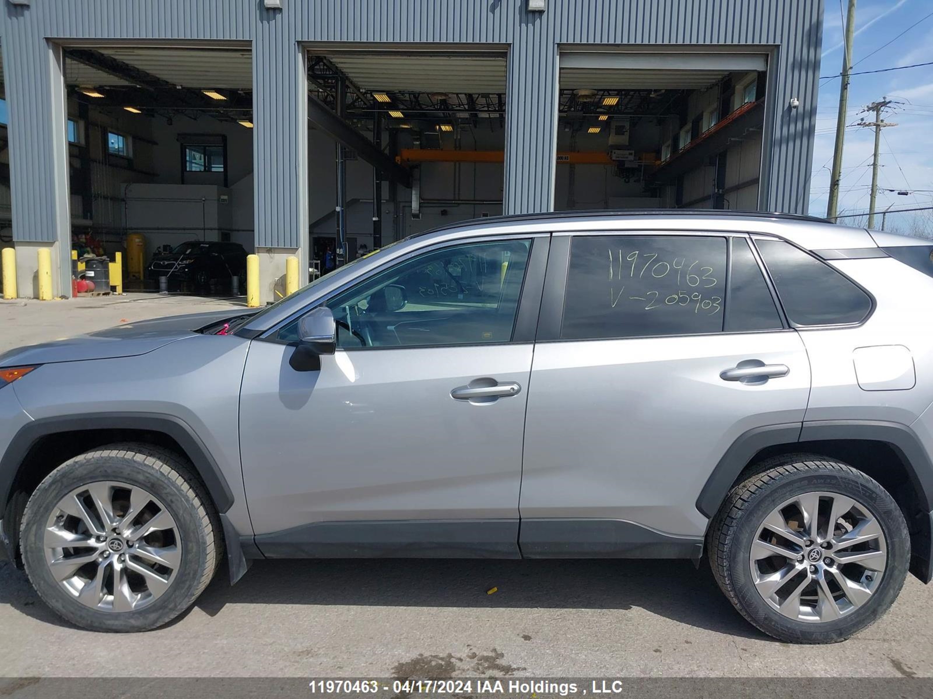 Photo 14 VIN: 2T3R1RFV4MC205903 - TOYOTA RAV 4 