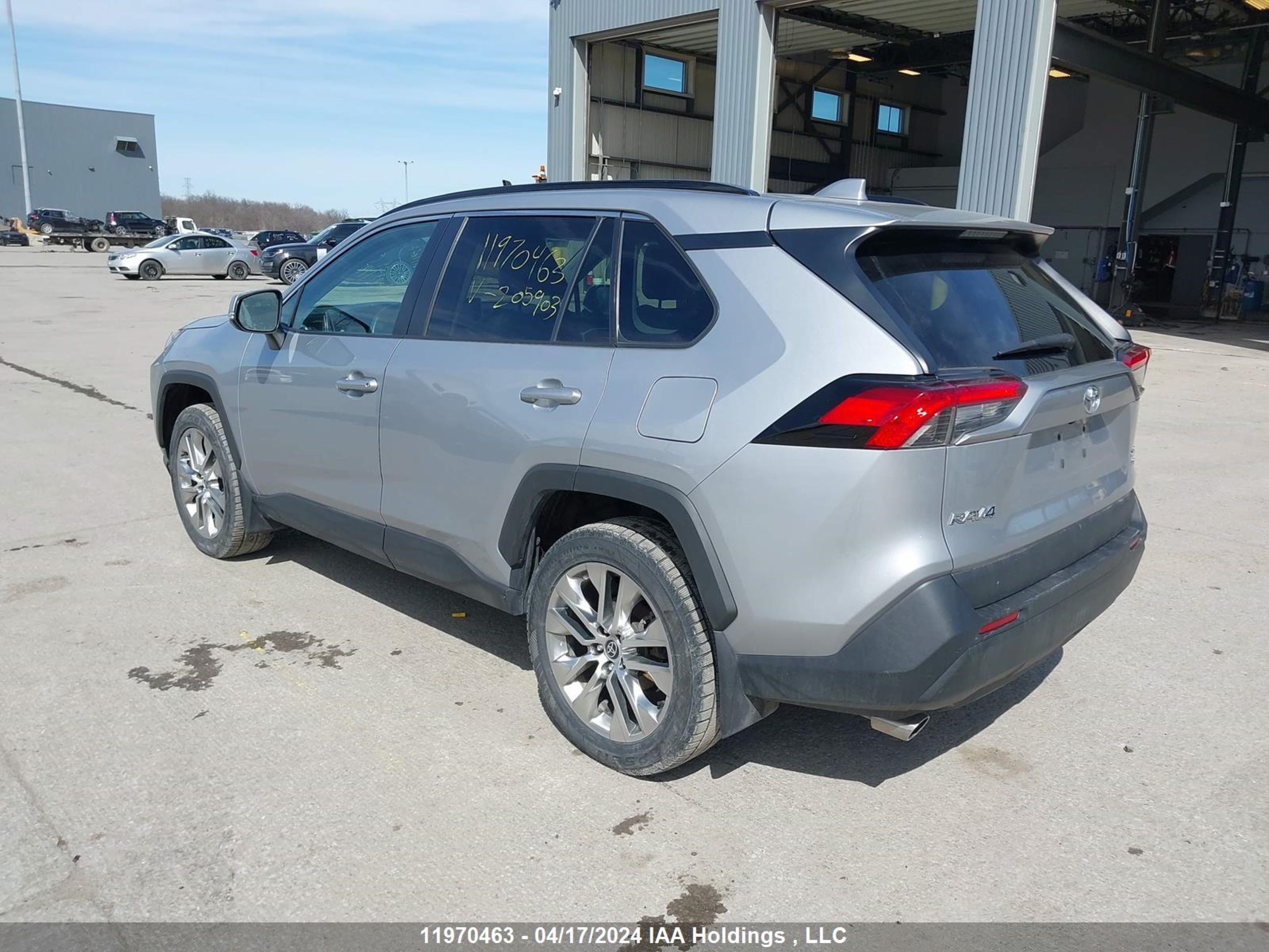 Photo 2 VIN: 2T3R1RFV4MC205903 - TOYOTA RAV 4 