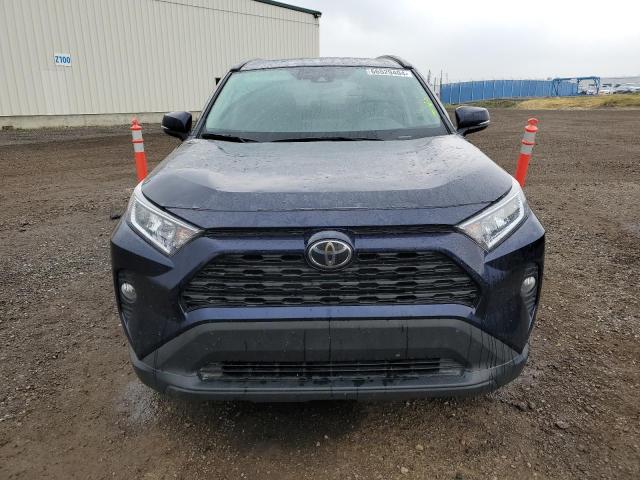 Photo 4 VIN: 2T3R1RFV5LW133865 - TOYOTA RAV4 XLE 