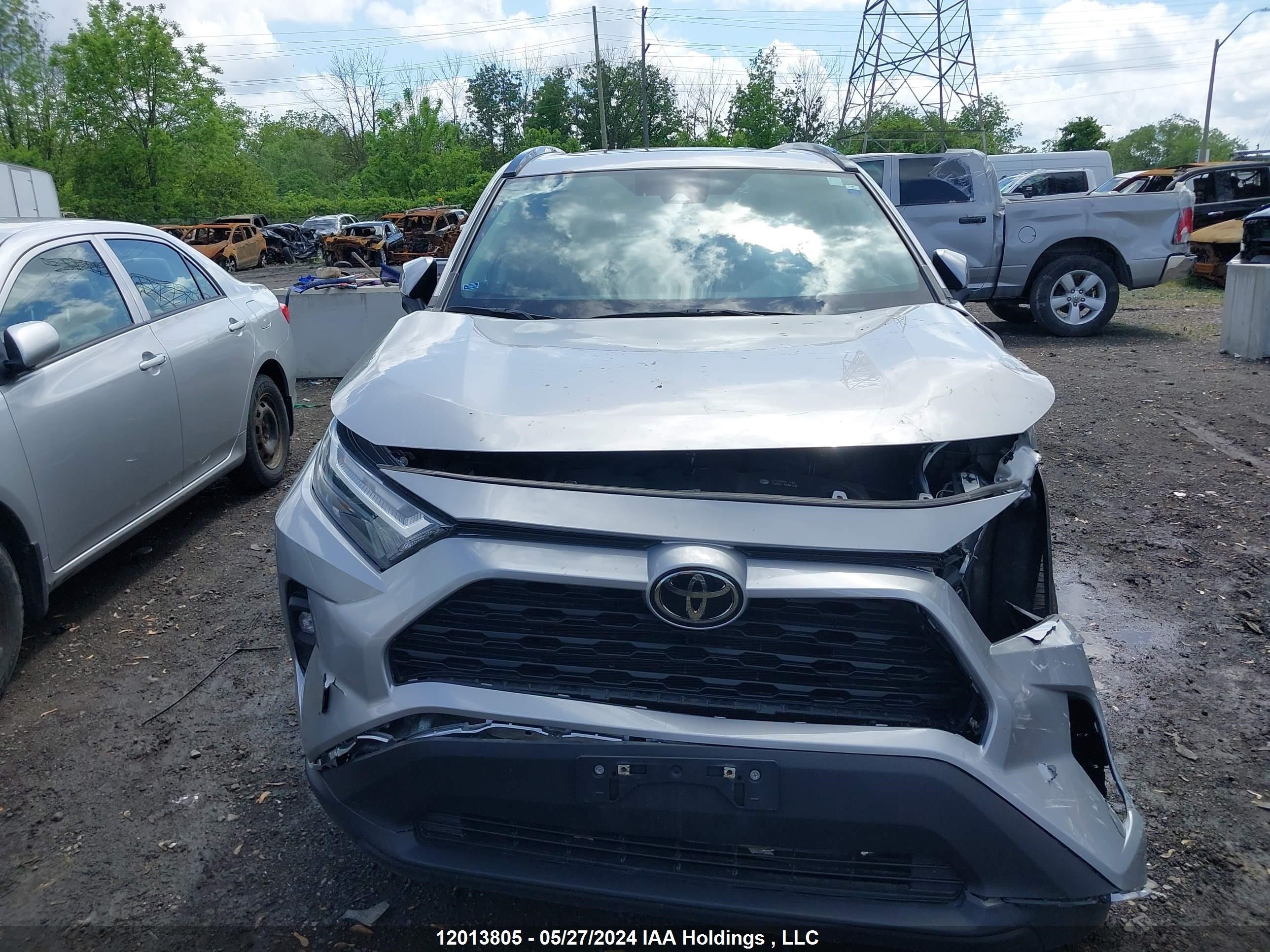 Photo 11 VIN: 2T3R1RFV6NC274724 - TOYOTA RAV 4 