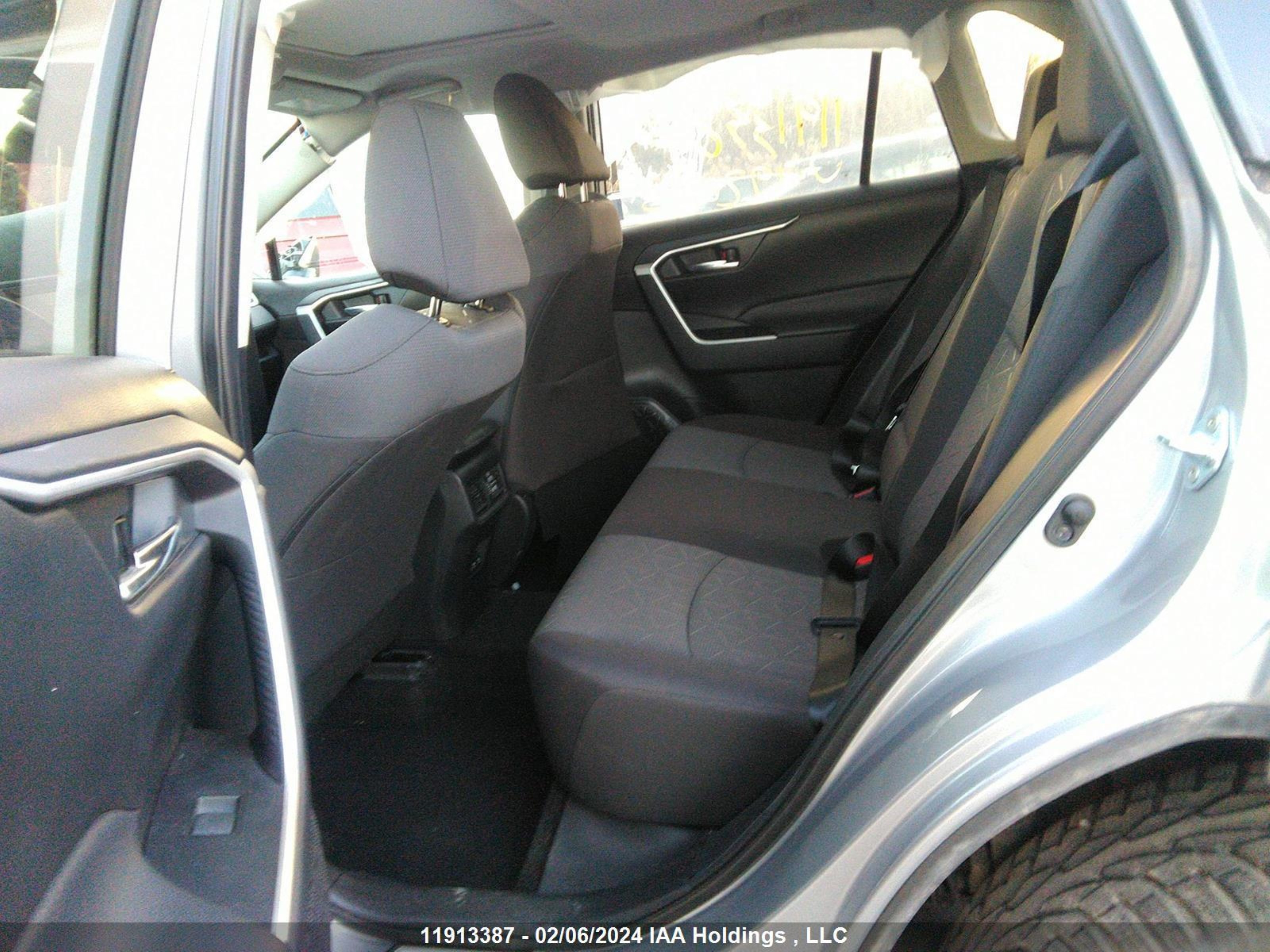 Photo 7 VIN: 2T3R1RFV8MC192475 - TOYOTA RAV 4 