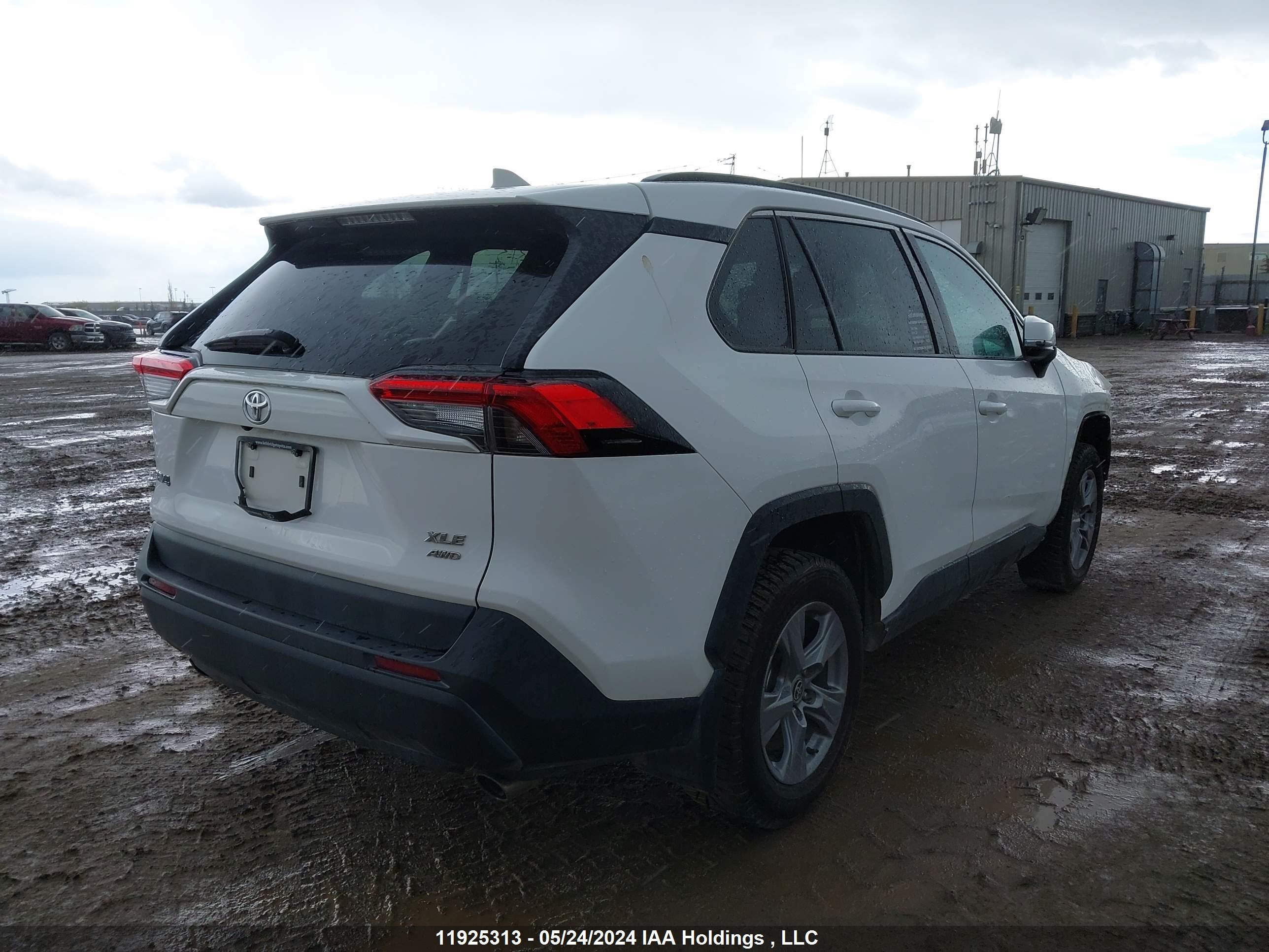 Photo 3 VIN: 2T3R1RFVXNC281417 - TOYOTA RAV 4 