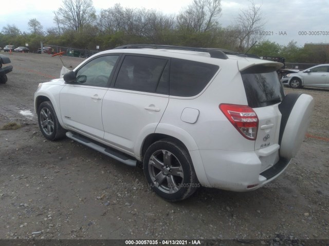 Photo 2 VIN: 2T3RF4DV1BW111044 - TOYOTA RAV4 