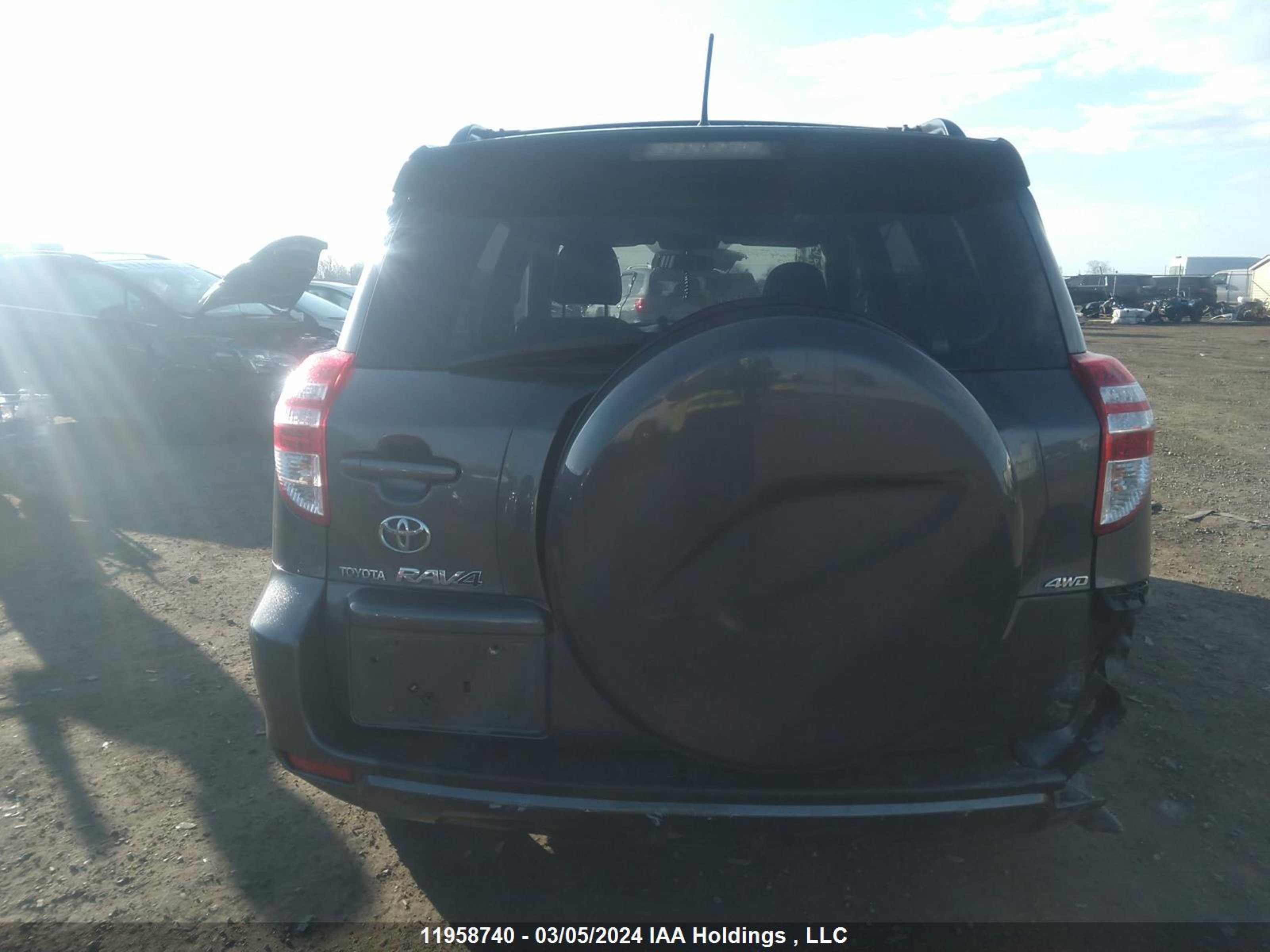 Photo 15 VIN: 2T3RF4DV3AW047975 - TOYOTA RAV 4 