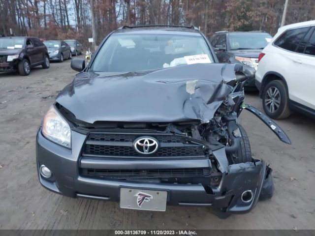 Photo 9 VIN: 2T3RF4DV3AW048057 - TOYOTA RAV4 