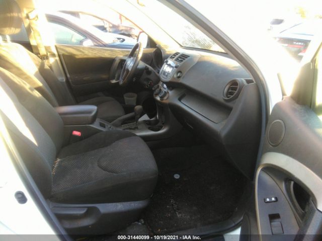 Photo 4 VIN: 2T3RF4DV3AW076909 - TOYOTA RAV4 