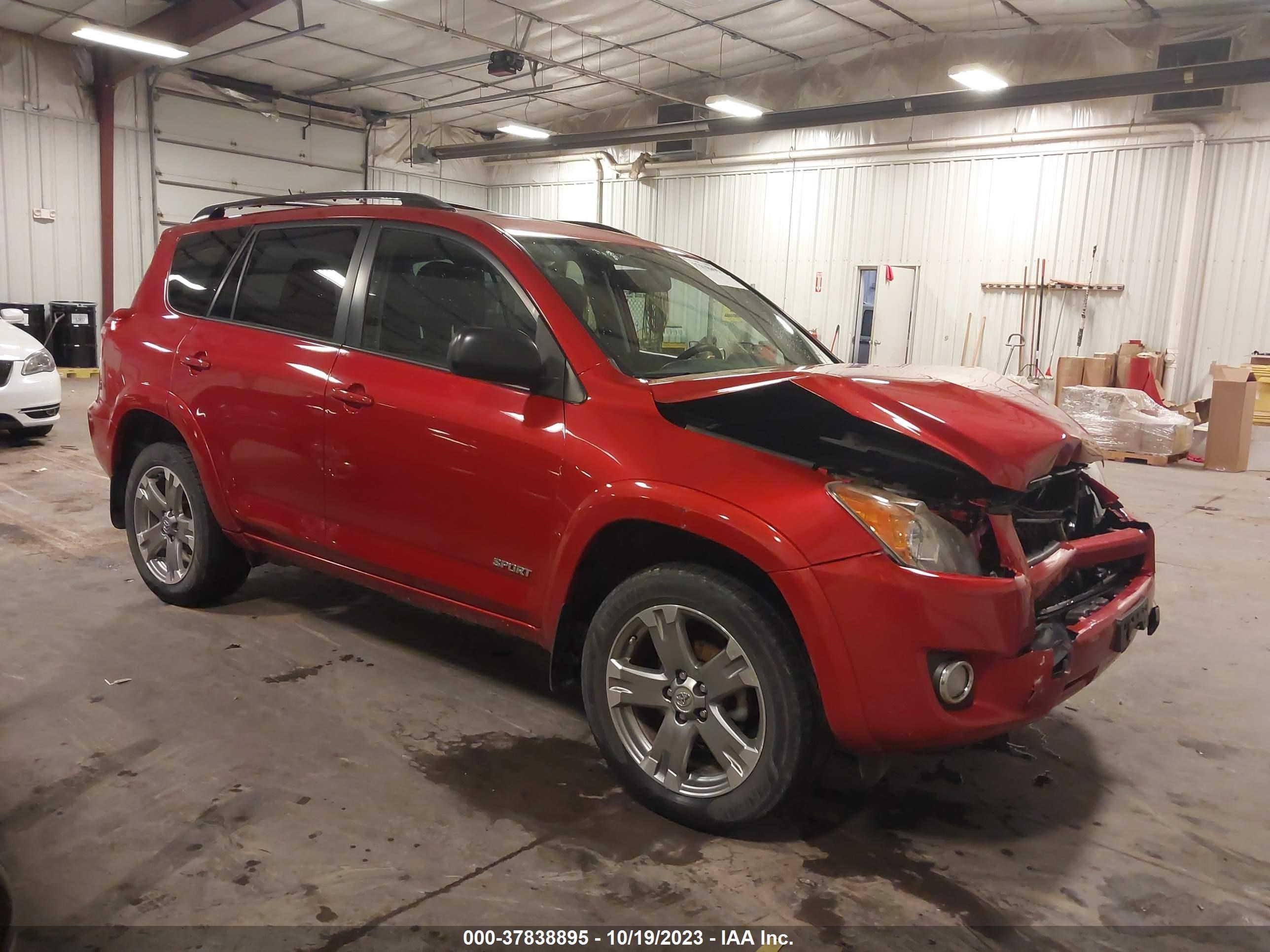 Photo 0 VIN: 2T3RF4DV3BW176395 - TOYOTA RAV 4 