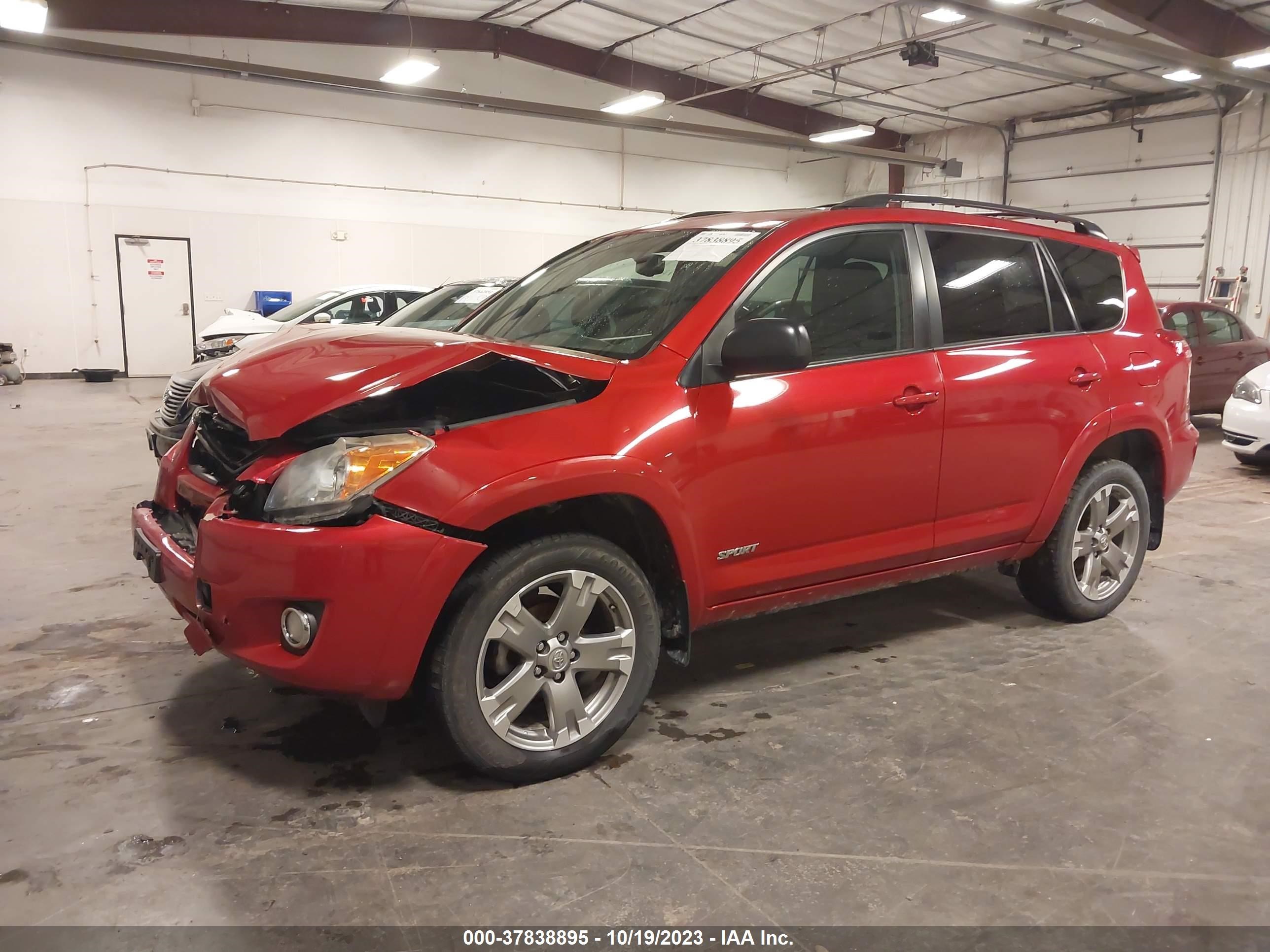 Photo 1 VIN: 2T3RF4DV3BW176395 - TOYOTA RAV 4 