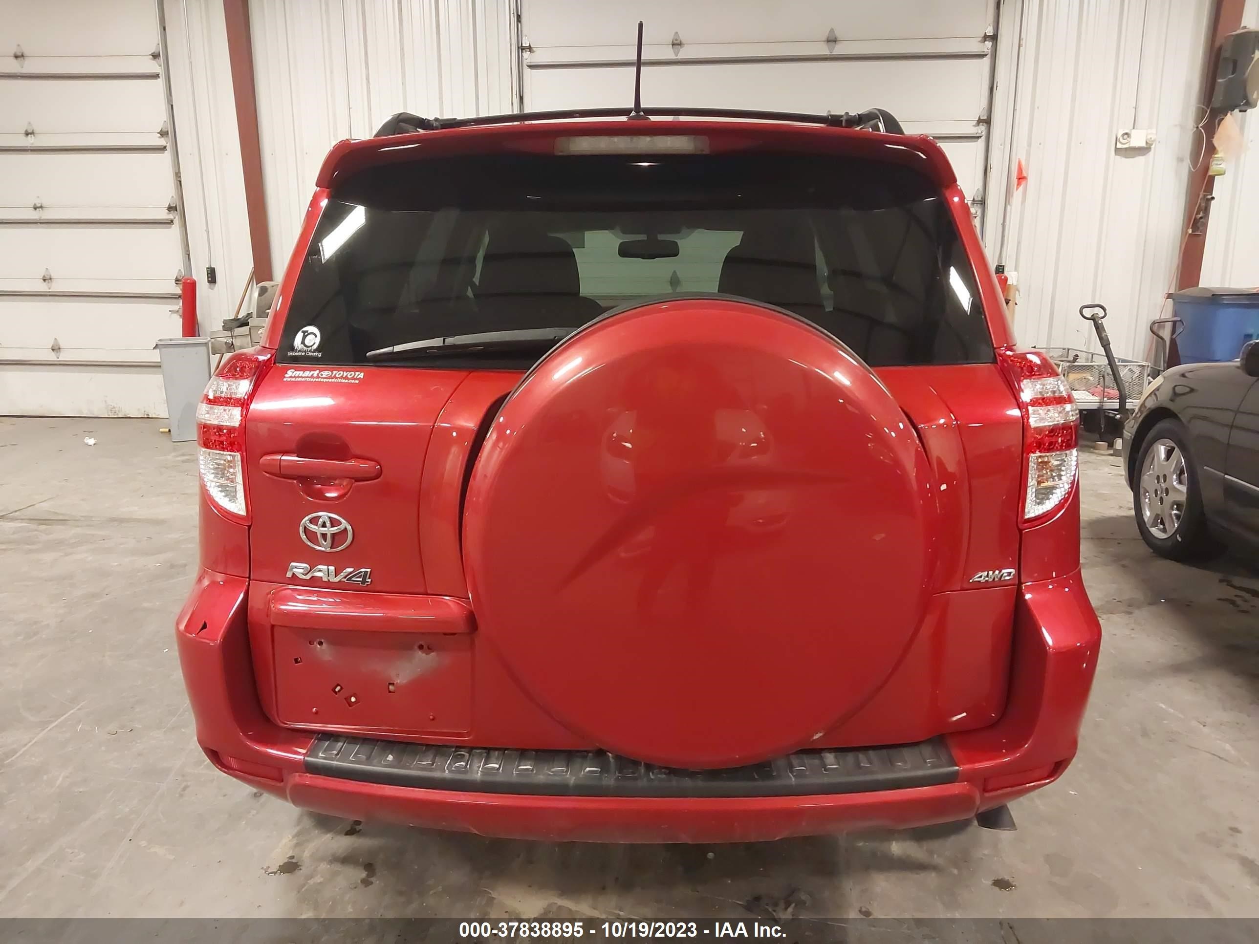 Photo 16 VIN: 2T3RF4DV3BW176395 - TOYOTA RAV 4 