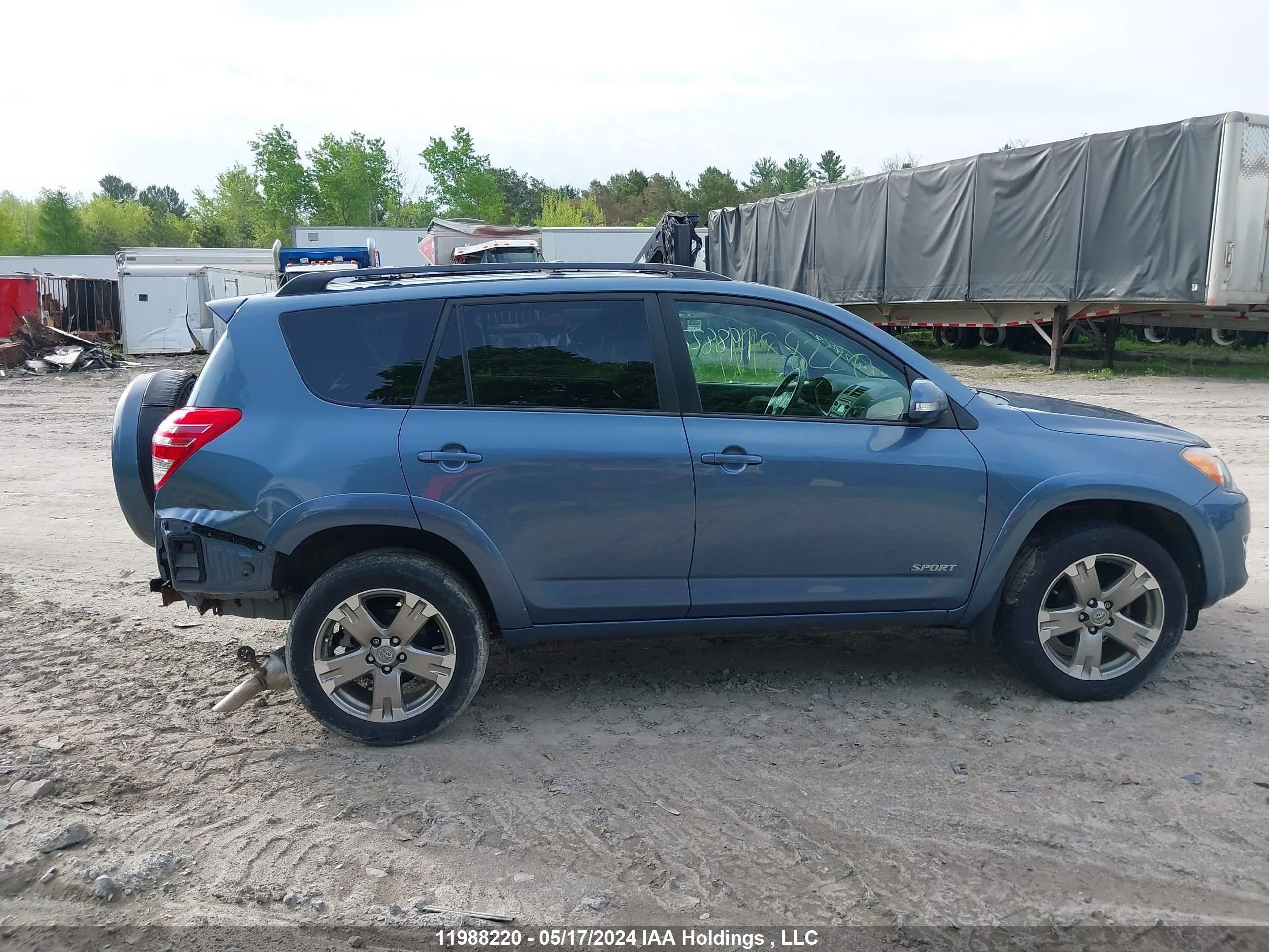 Photo 13 VIN: 2T3RF4DV3CW214533 - TOYOTA RAV 4 