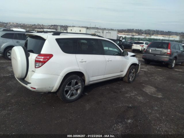 Photo 3 VIN: 2T3RF4DV4CW206294 - TOYOTA RAV4 