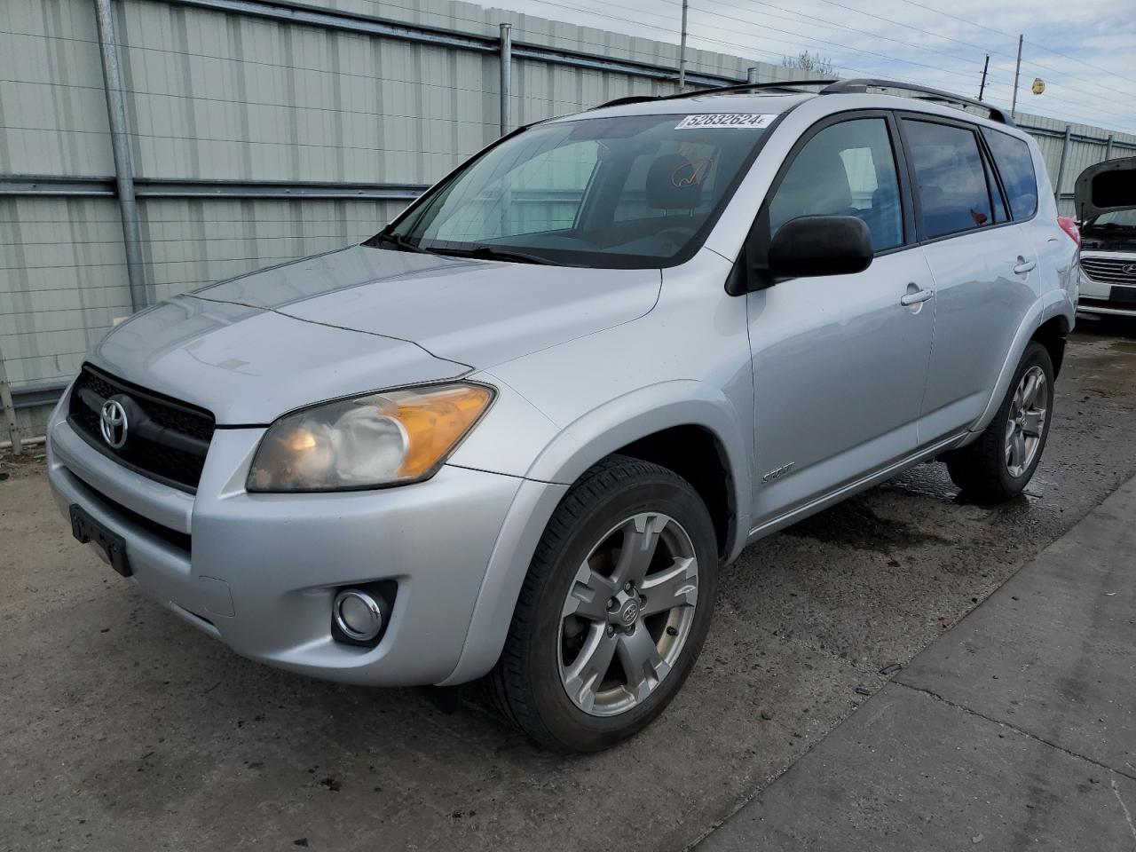 Photo 0 VIN: 2T3RF4DV7AW047249 - TOYOTA RAV 4 