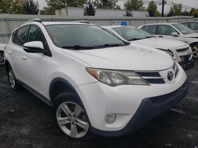 Photo 0 VIN: 2T3RFREV0DW061753 - TOYOTA RAV4 XLE 