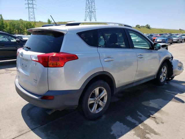 Photo 2 VIN: 2T3RFREV0FW240040 - TOYOTA RAV4 XLE 