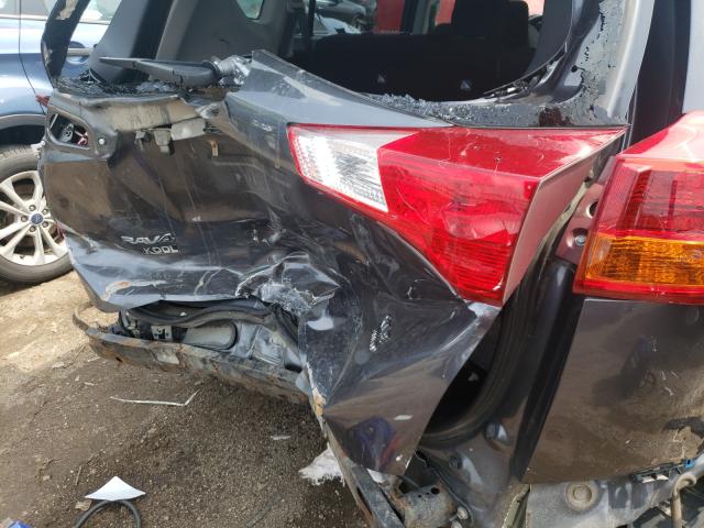 Photo 8 VIN: 2T3RFREV0FW242564 - TOYOTA RAV4 XLE 