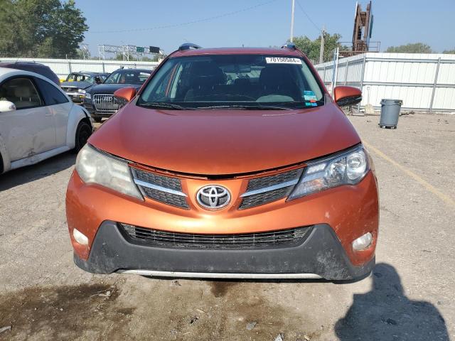 Photo 4 VIN: 2T3RFREV0FW329283 - TOYOTA RAV4 XLE 